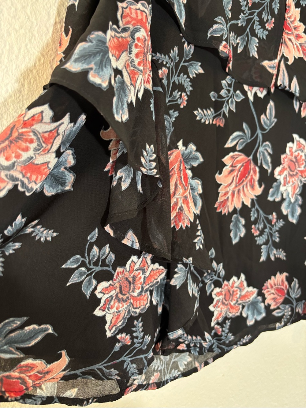 NWT Olivaceous Black Floral Off-Shoulder Blouse with Pink & Blue Flowers Small - Picture 8 of 11